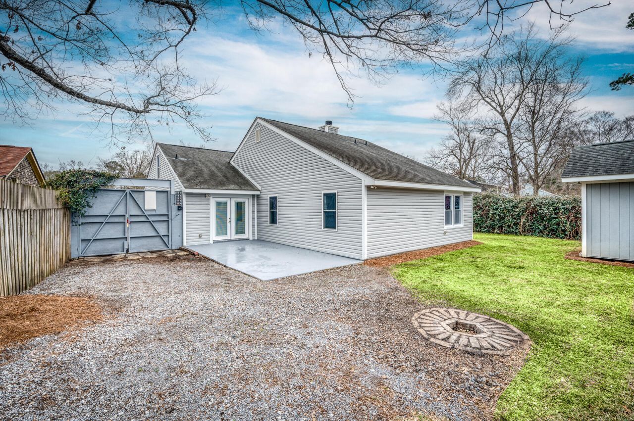 418 Citadel Street Photo 22