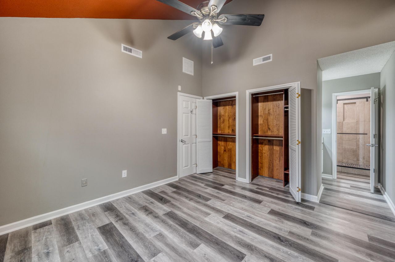 418 Citadel Street Photo 8