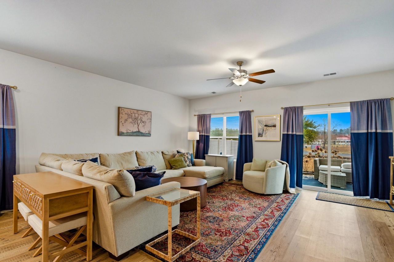 833 St. Albans Loop Photo 13