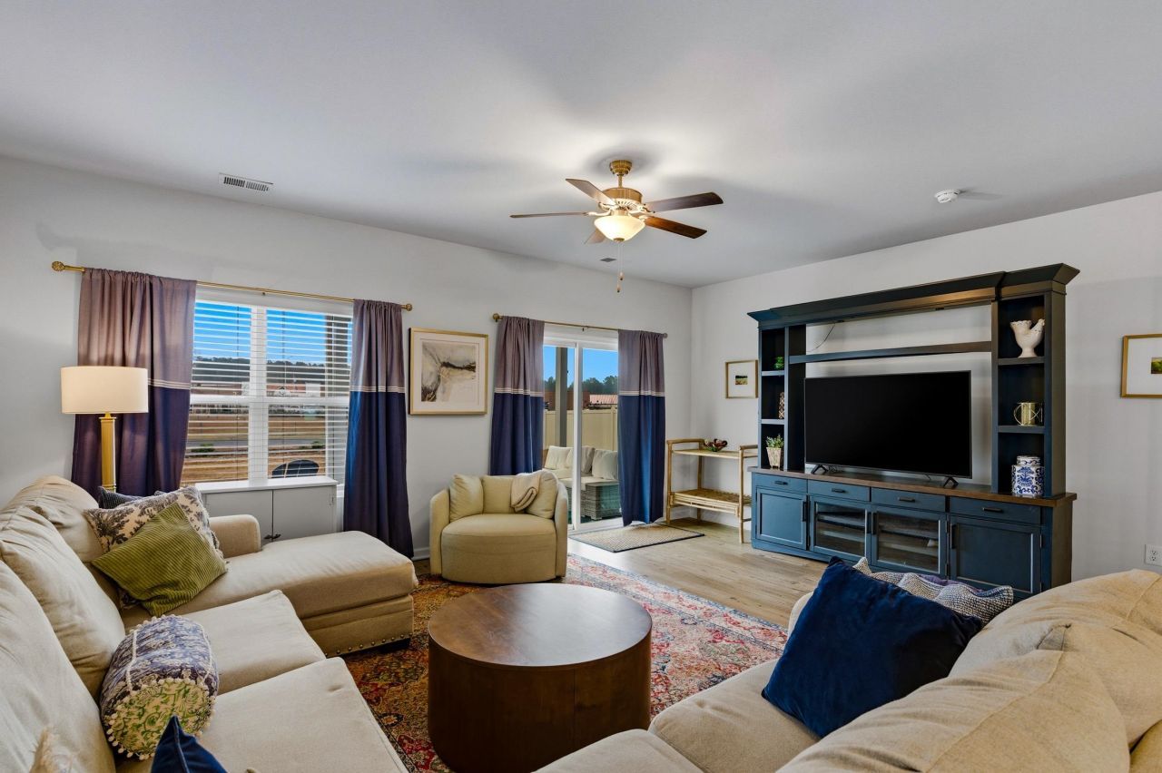 833 St. Albans Loop Photo 14