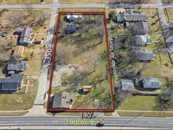 419 N Wood Drive, Okmulgee, OK 74447