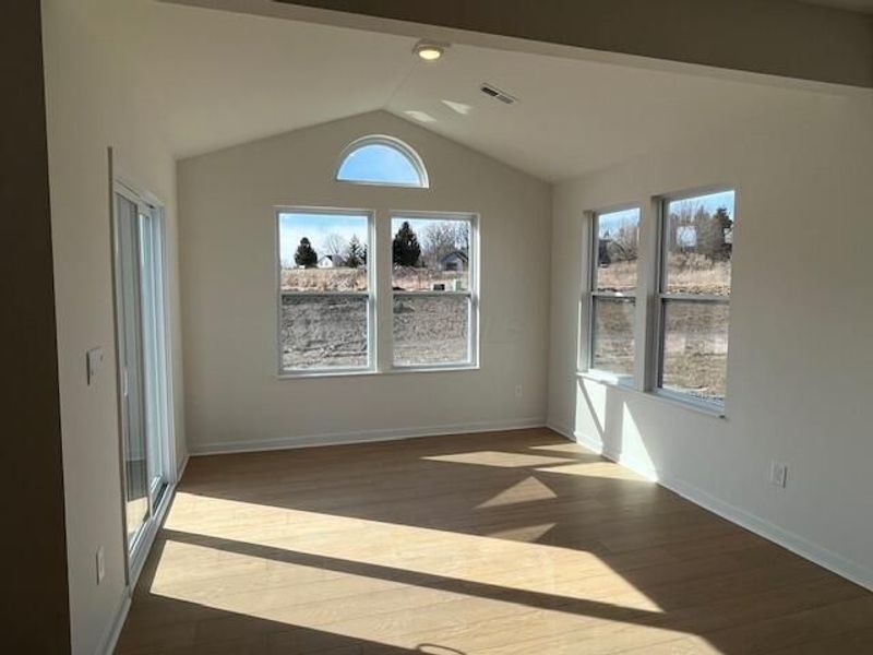 326 White Pines Drive, Bellefontaine, OH 43311 Photo 12