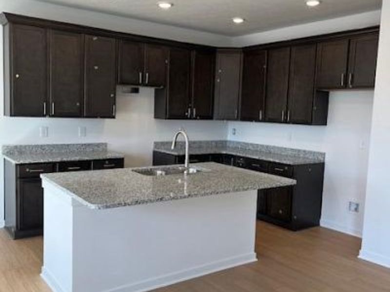 326 White Pines Drive, Bellefontaine, OH 43311 Photo 6