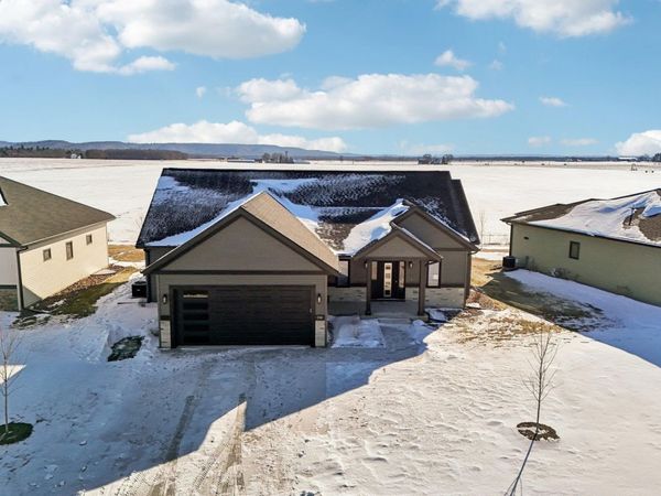 248 Falcon Court, Sauk City, WI 53583