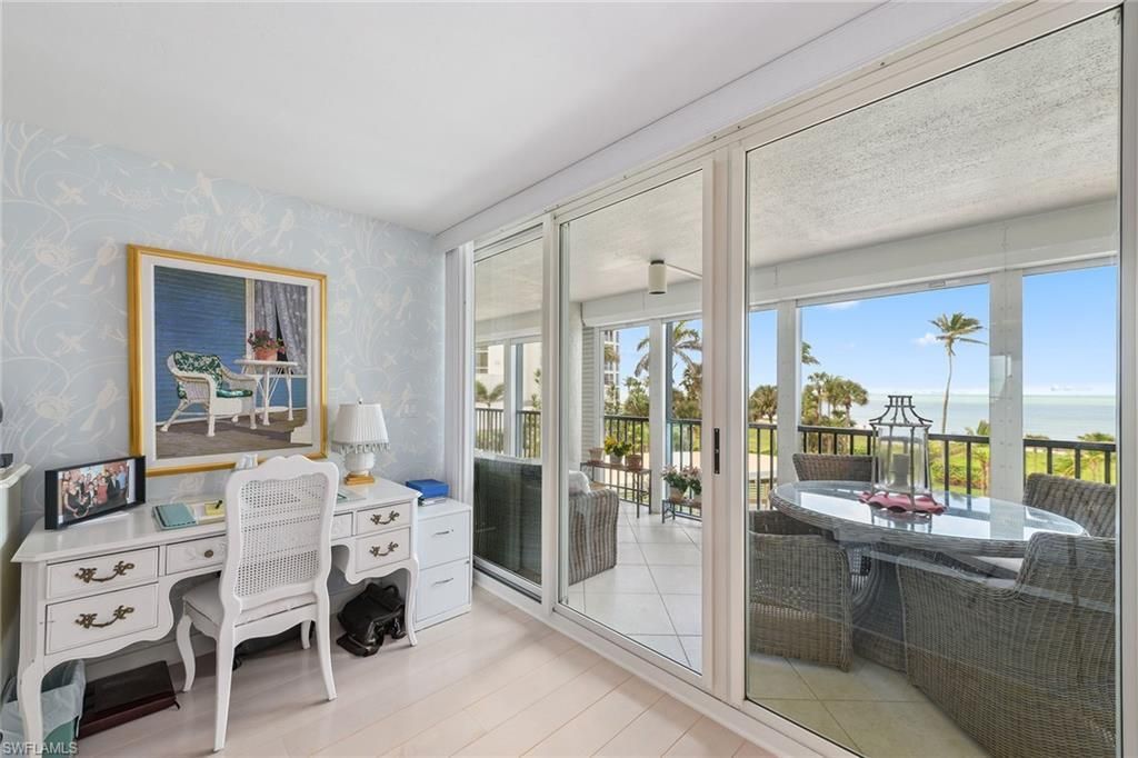 4651 Gulf Shore Blvd N, Unit 101, Naples, FL 34103 Photo