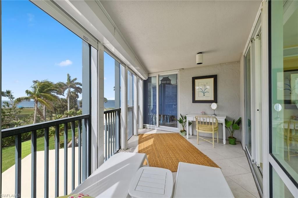4651 Gulf Shore Blvd N, Unit 101, Naples, FL 34103 Photo