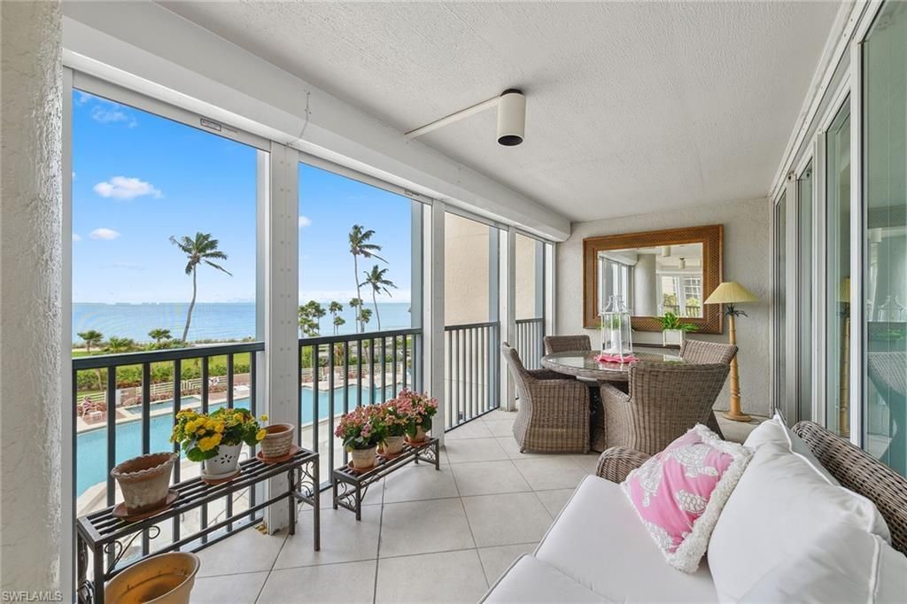 4651 Gulf Shore Blvd N, Unit 101, Naples, FL 34103 Photo