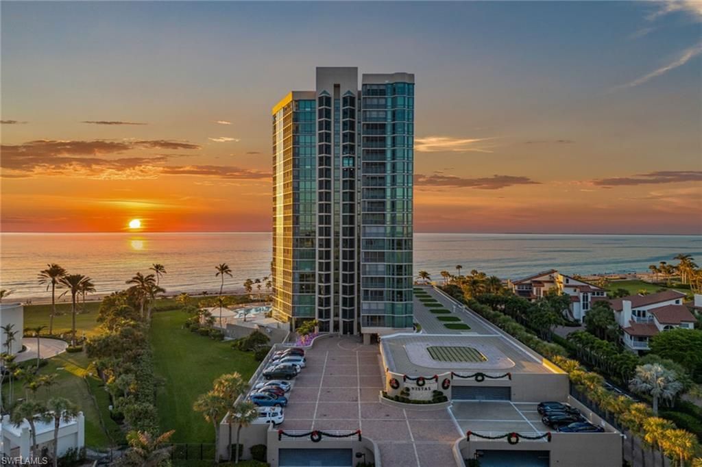 4651 Gulf Shore Blvd N, Unit 101, Naples, FL 34103 Photo
