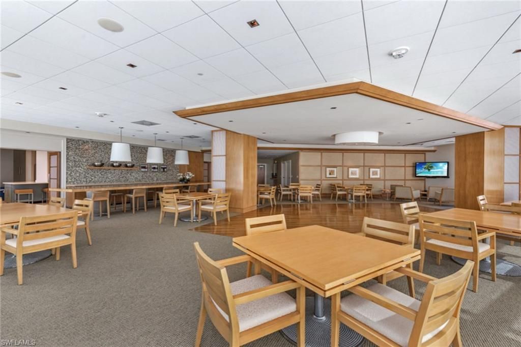 4651 Gulf Shore Blvd N, Unit 101, Naples, FL 34103 Photo