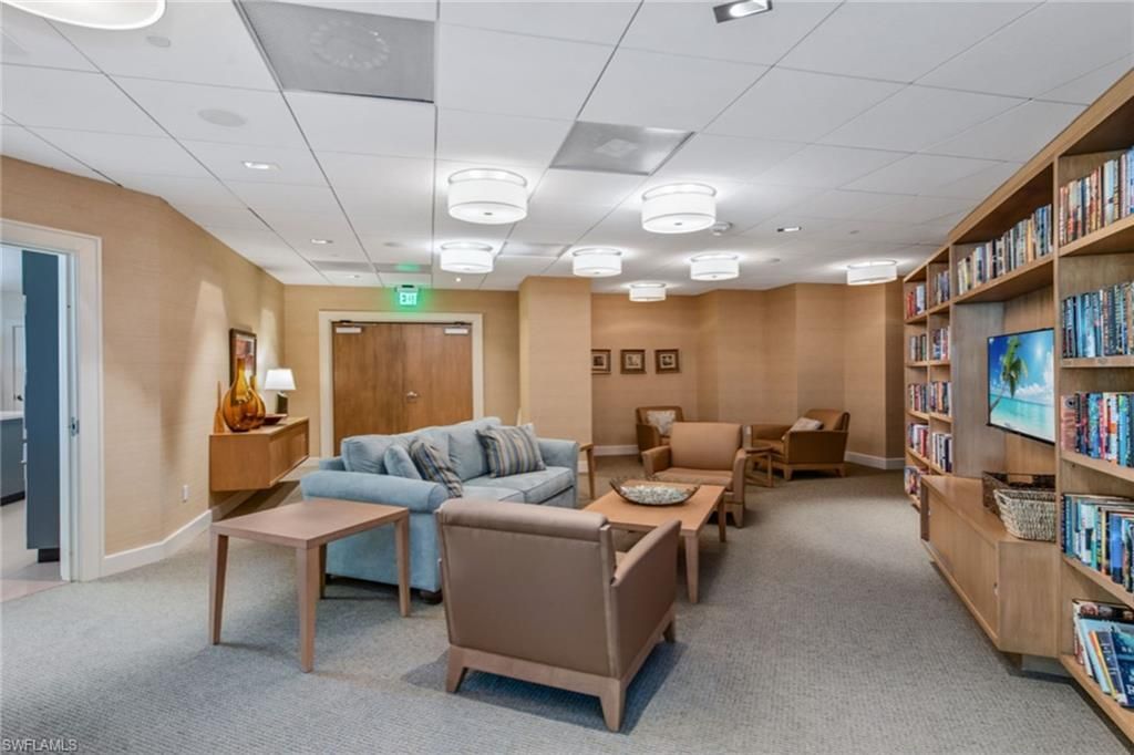 4651 Gulf Shore Blvd N, Unit 101, Naples, FL 34103 Photo