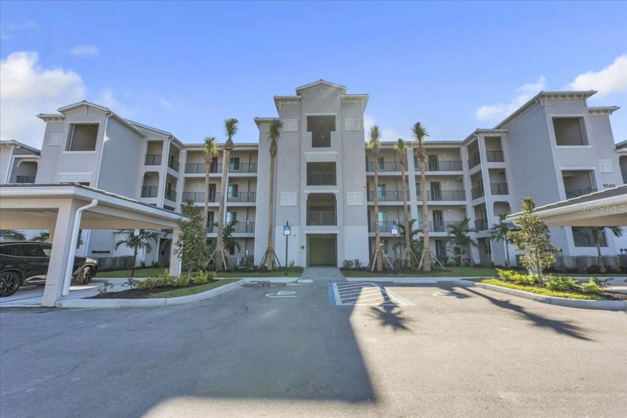 19140 Scallop Loop, Unit 405, Bradenton, FL 34211 Photo