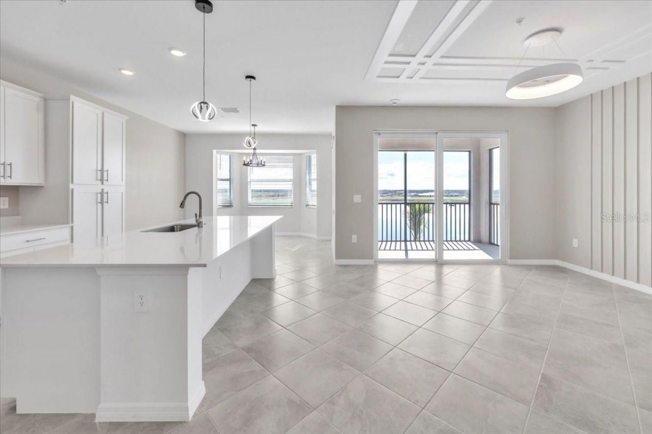 19140 Scallop Loop, Unit 405, Bradenton, FL 34211 Photo