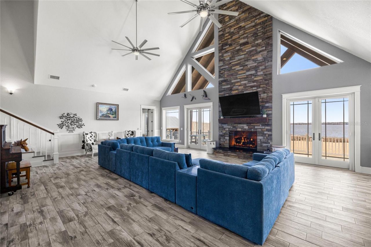 5251 SE 180th Avenue Road, Ocklawaha, FL 32179 Photo