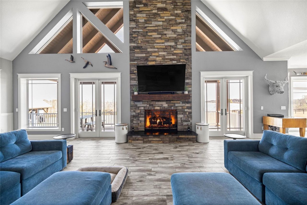 5251 SE 180th Avenue Road, Ocklawaha, FL 32179 Photo