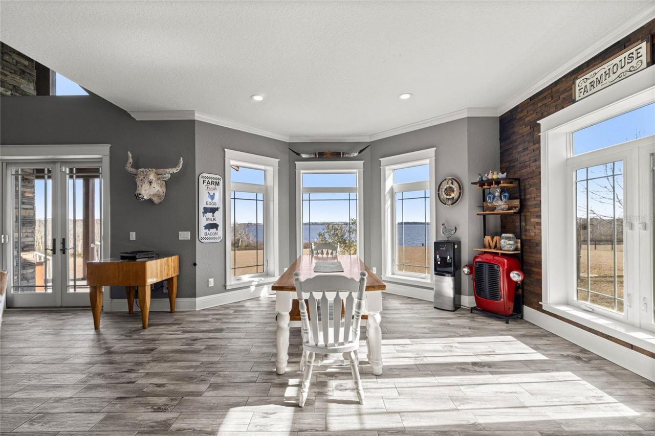 5251 SE 180th Avenue Road, Ocklawaha, FL 32179 Photo