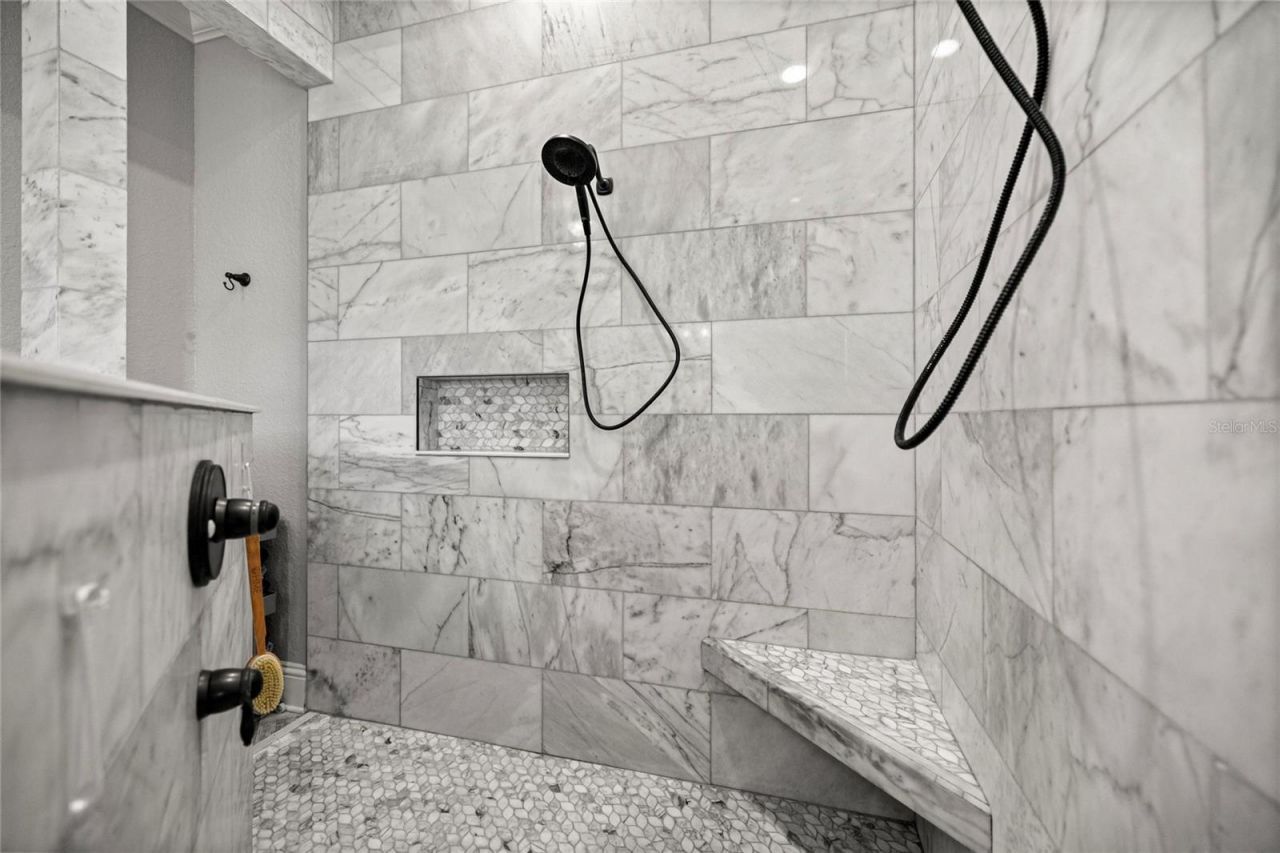 5251 SE 180th Avenue Road, Ocklawaha, FL 32179 Photo