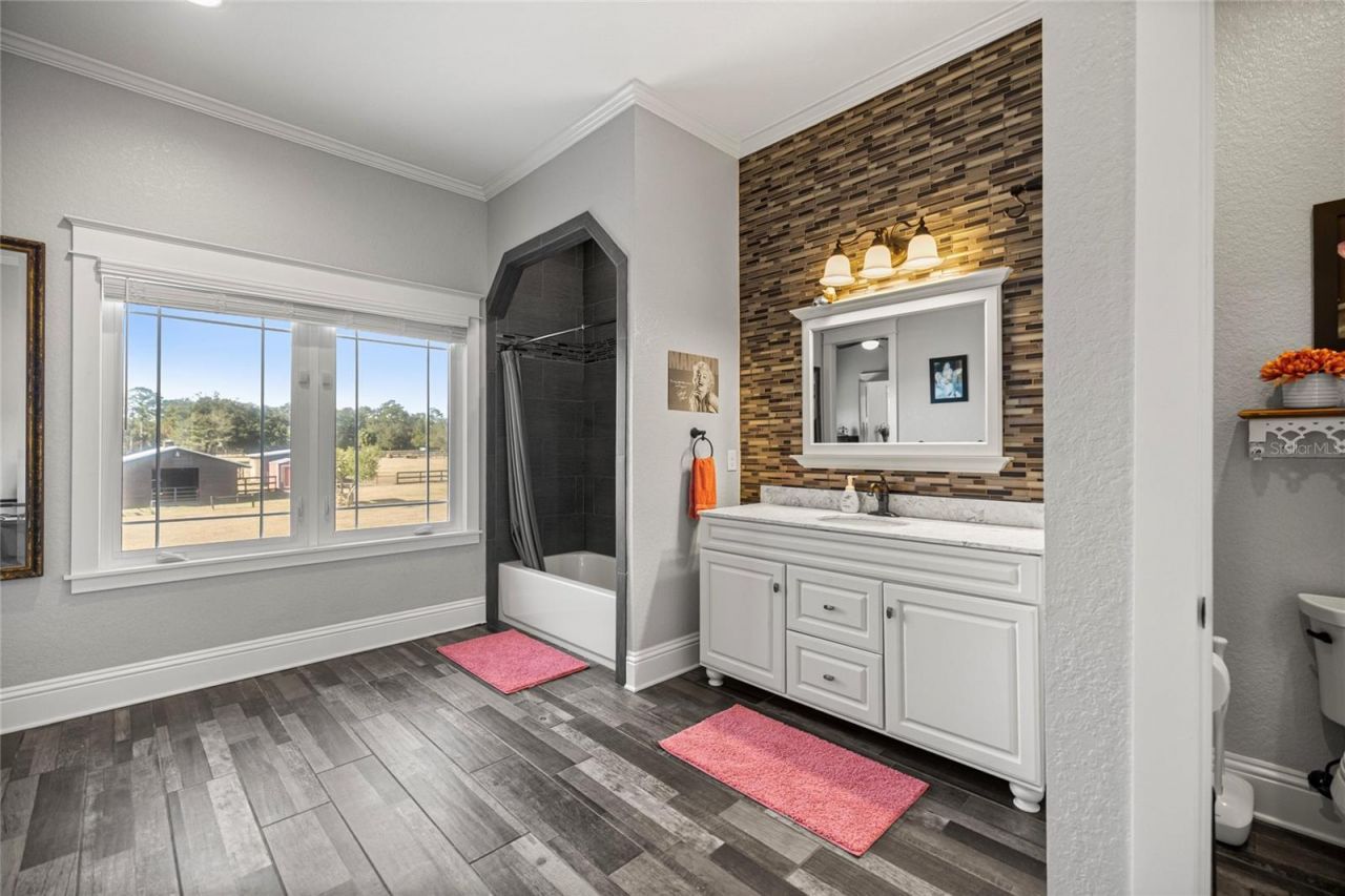 5251 SE 180th Avenue Road, Ocklawaha, FL 32179 Photo