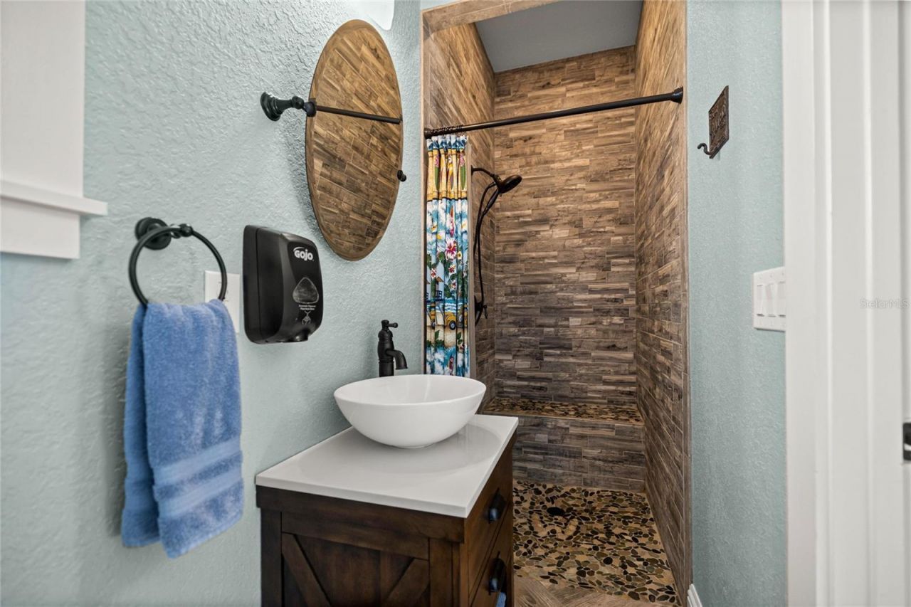 5251 SE 180th Avenue Road, Ocklawaha, FL 32179 Photo