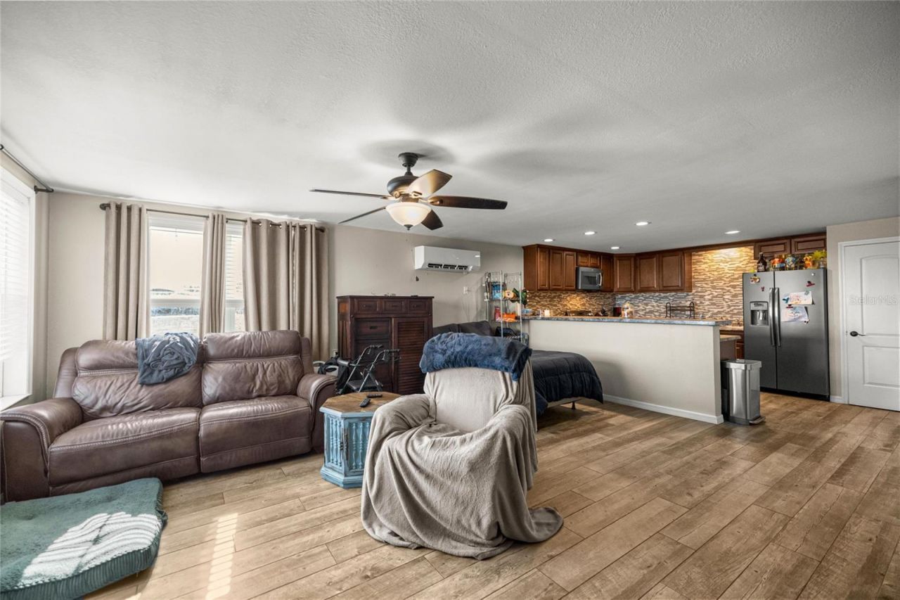 5251 SE 180th Avenue Road, Ocklawaha, FL 32179 Photo