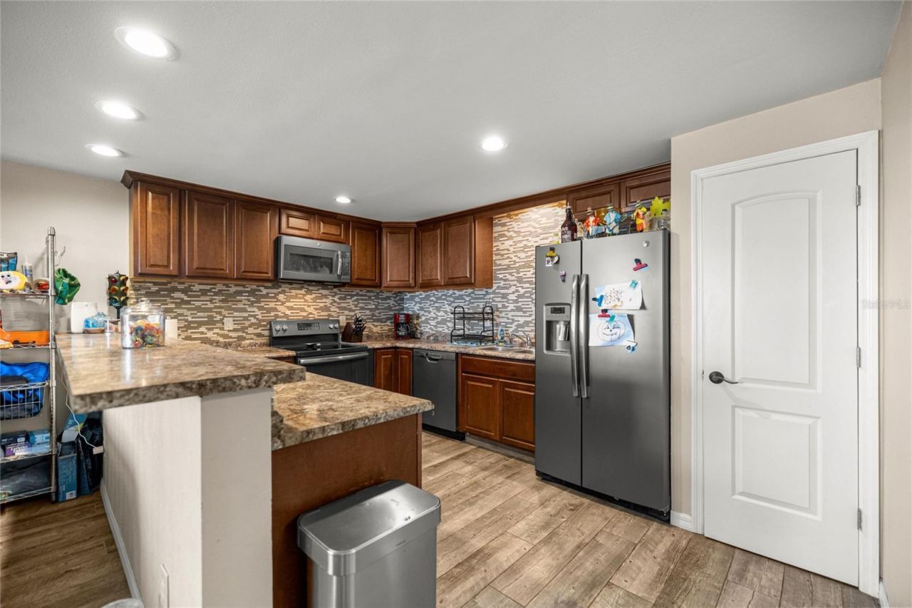 5251 SE 180th Avenue Road, Ocklawaha, FL 32179 Photo