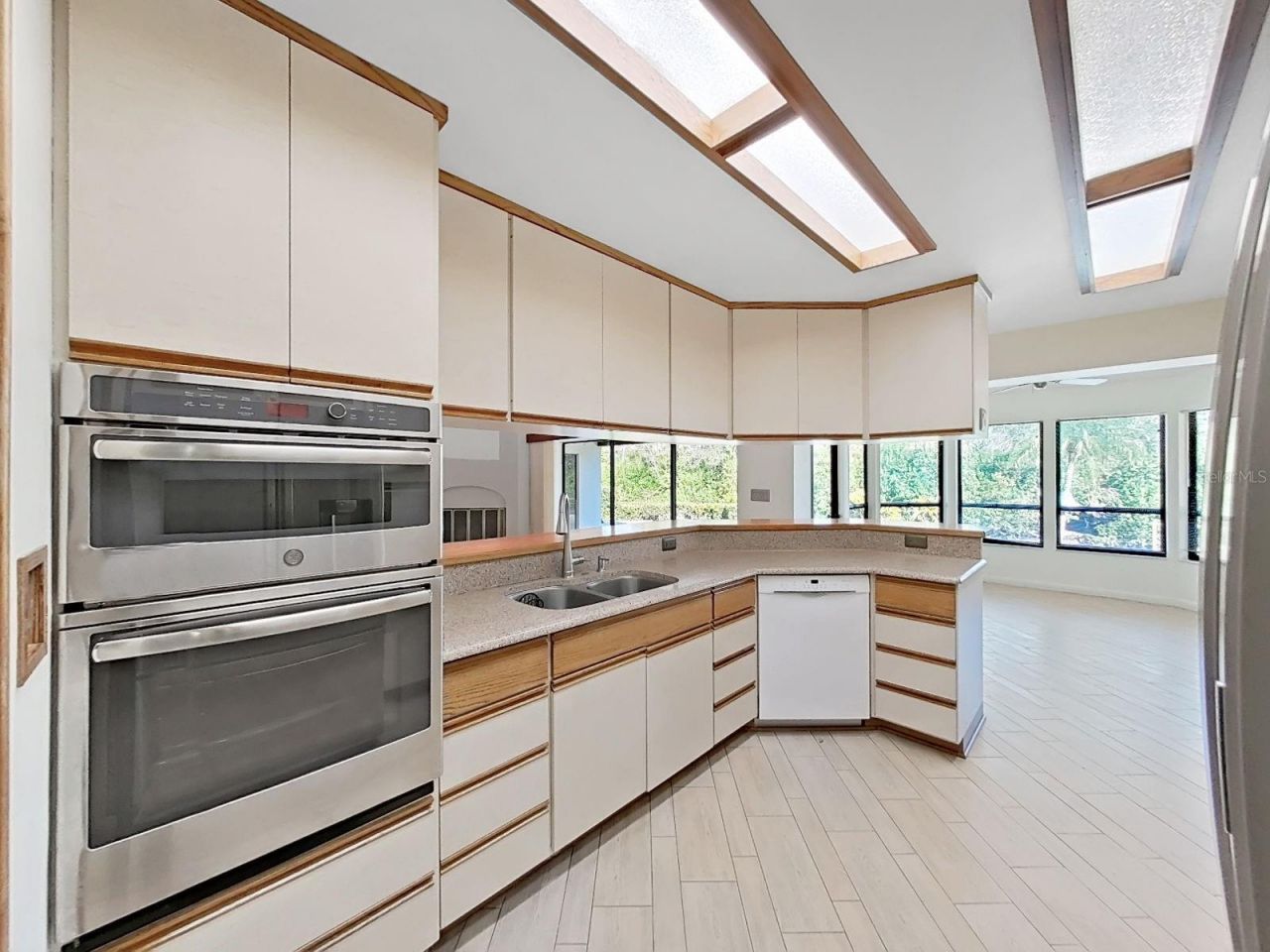 1930 Cove Lane, Clearwater, FL 33764 Photo