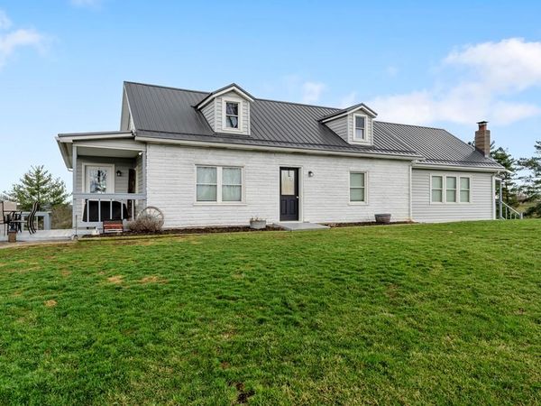 5348 Proctor Creek Road, Proctor, WV 26055