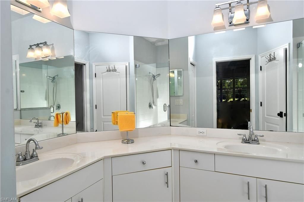 2297 Carnaby Ct, Lehigh Acres, FL 33973 Photo