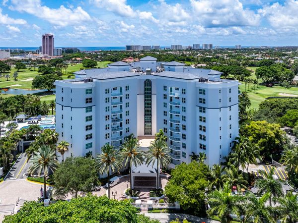550 SE Mizner Boulevard, Unit B110, Boca Raton, FL 33432