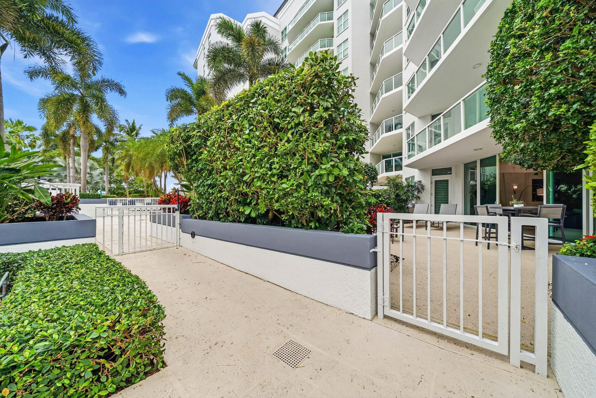 550 SE Mizner Boulevard, Unit B110, Boca Raton, FL 33432 Photo