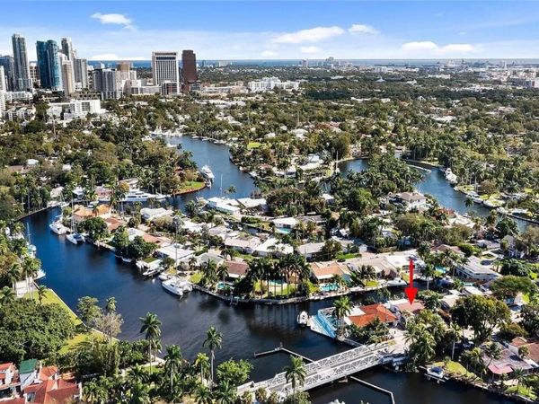 530 SW 11th Ave, Fort Lauderdale, FL 33312