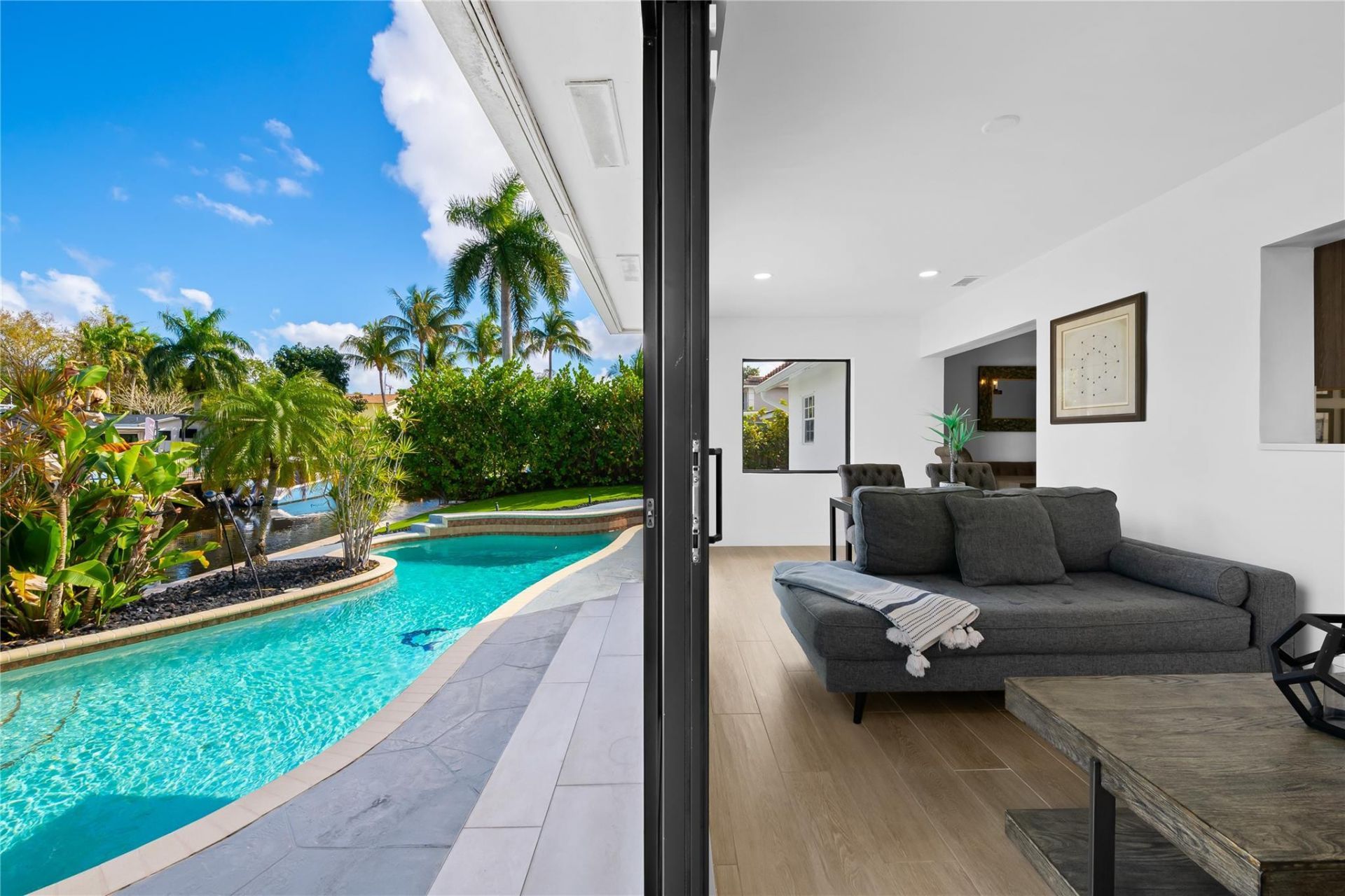 530 SW 11th Avenue, Fort Lauderdale, FL 33312 Photo