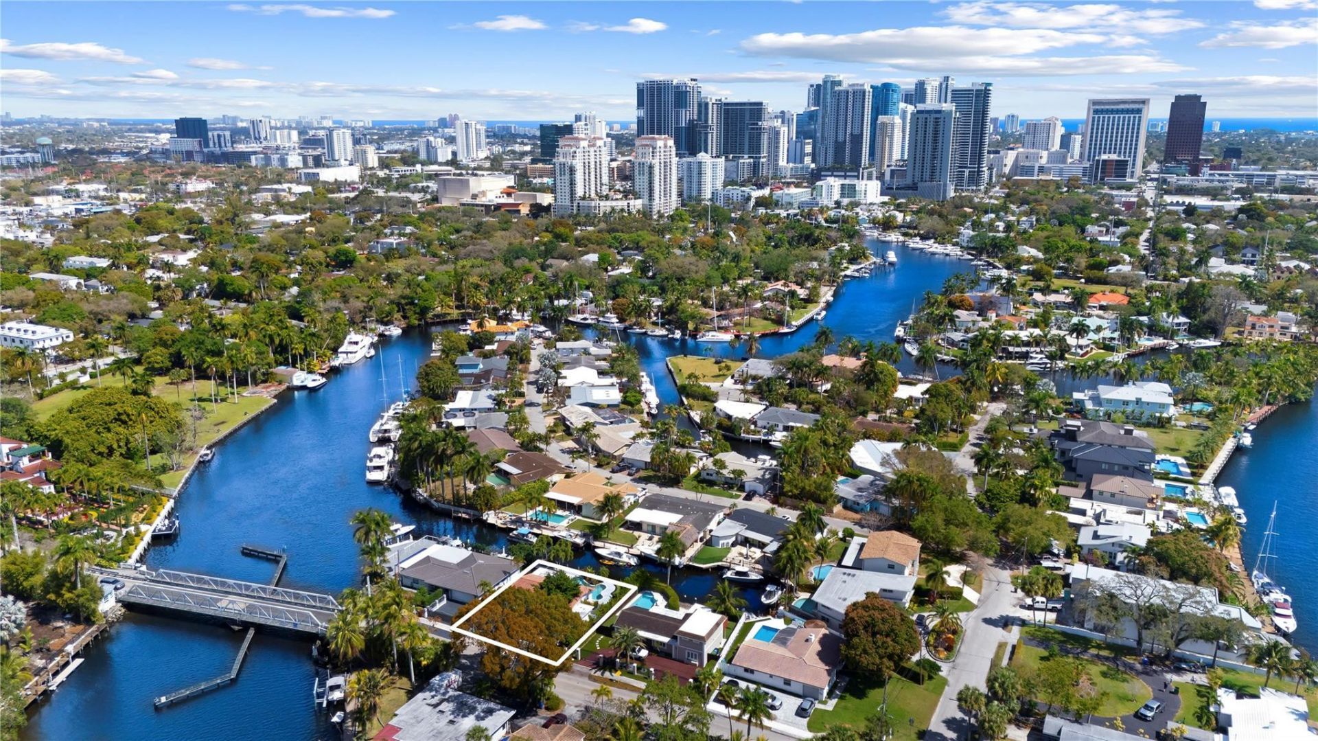 530 SW 11th Avenue, Fort Lauderdale, FL 33312 Photo