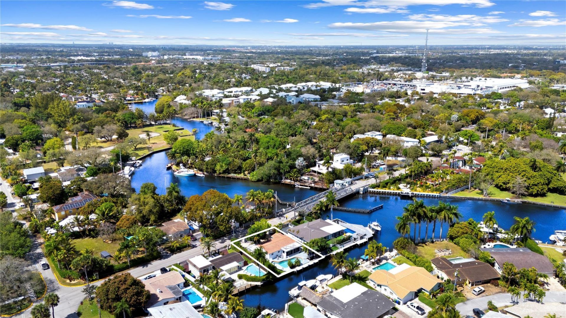 530 SW 11th Avenue, Fort Lauderdale, FL 33312 Photo