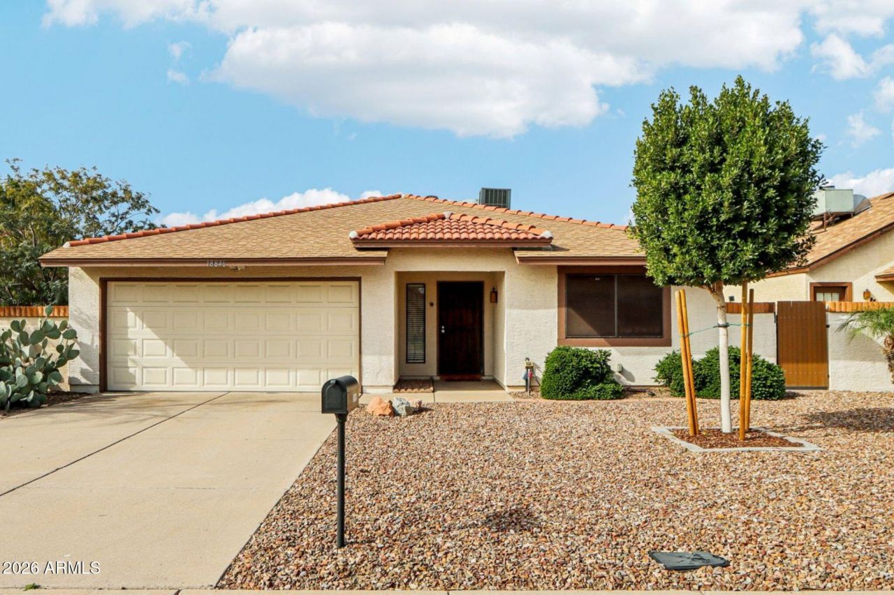 18846 N 45th Avenue, Glendale, AZ 85308 Main Photo