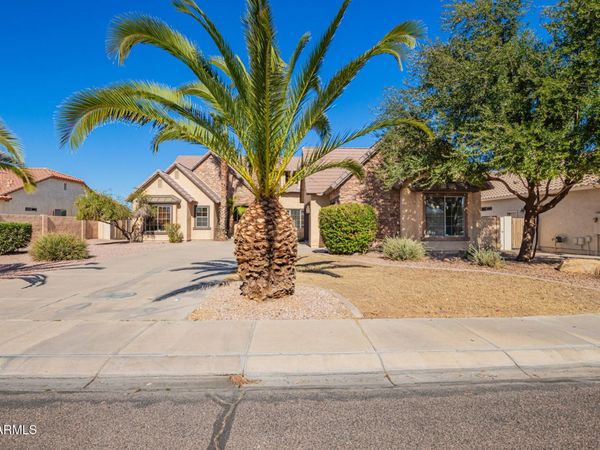 12746 W COLTER Street, Litchfield Park, AZ 85340