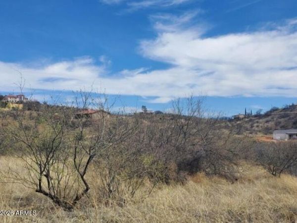 1333 GINGER Court, Unit 70, Rio Rico, AZ 85648