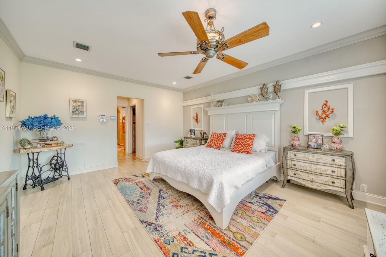 170 S Hibiscus Dr , Miami Beach, FL 33139 Photo