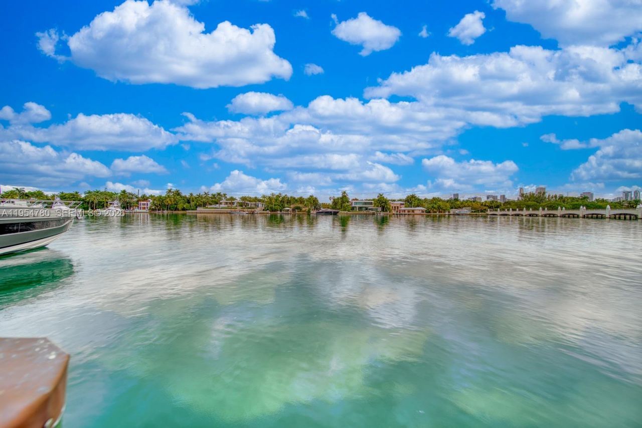 170 S Hibiscus Dr , Miami Beach, FL 33139 Photo