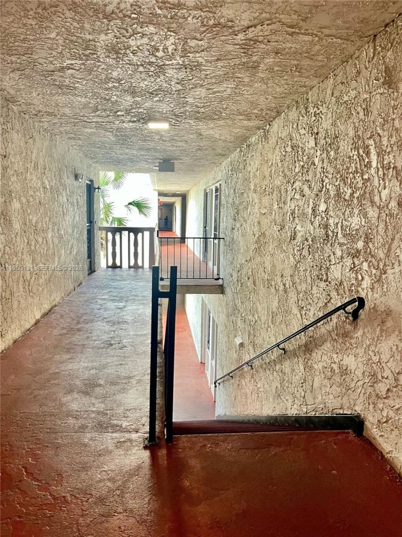 4575 S Texas Ave, Unit 307, Orlando, FL 32839 Photo