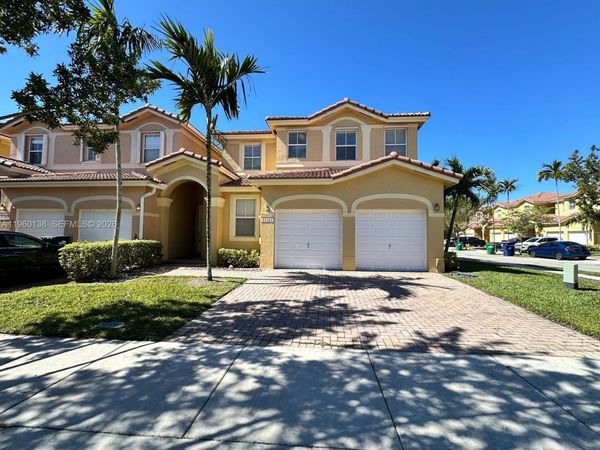 11362 SW 137th Pl , Miami, FL 33186