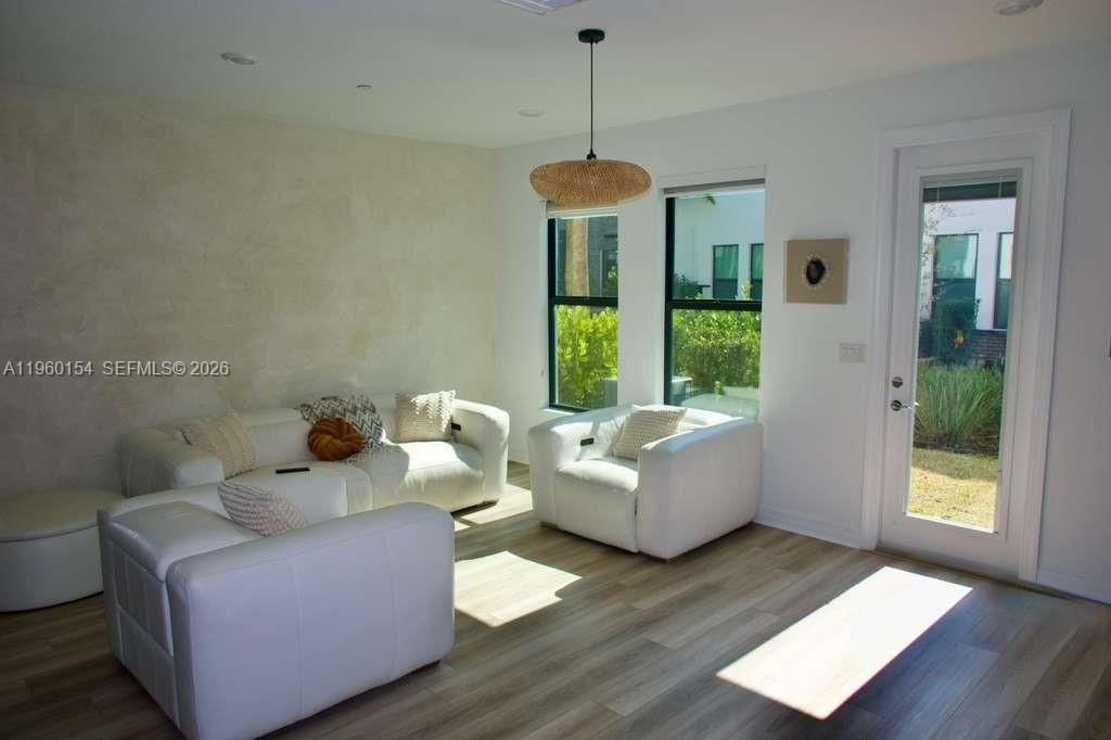 8352 NW 7th Pl , Plantation, FL 33324 Photo