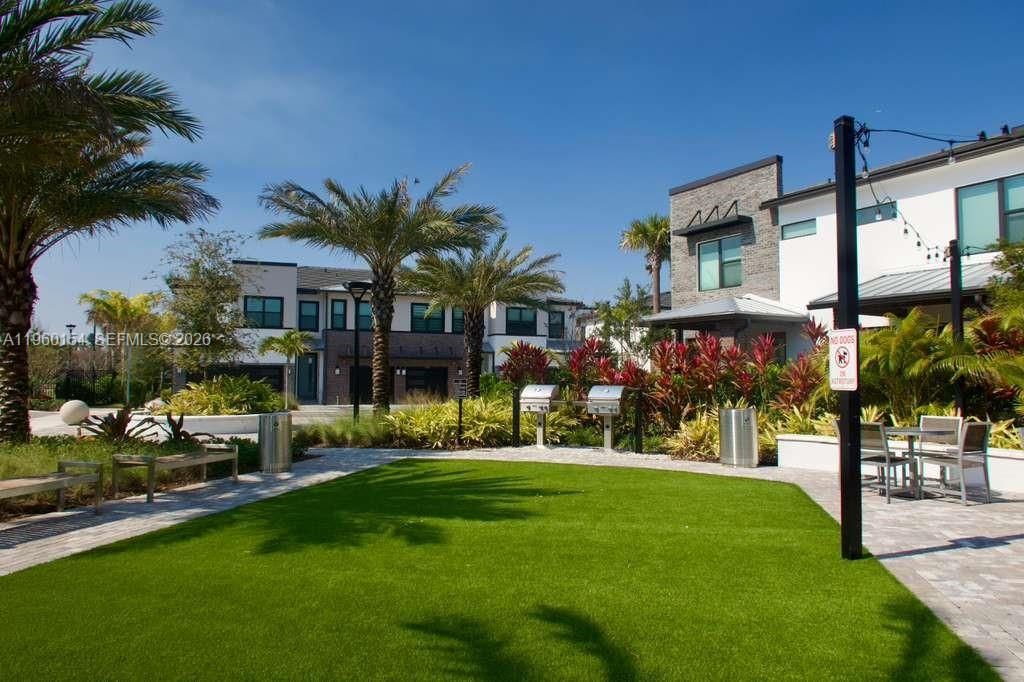 8352 NW 7th Pl , Plantation, FL 33324 Photo