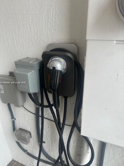 8352 NW 7th Pl , Plantation, FL 33324 Photo