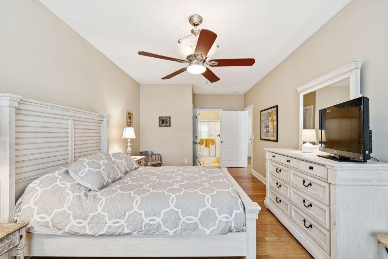 1025 Riverland Woods Place Photo 26