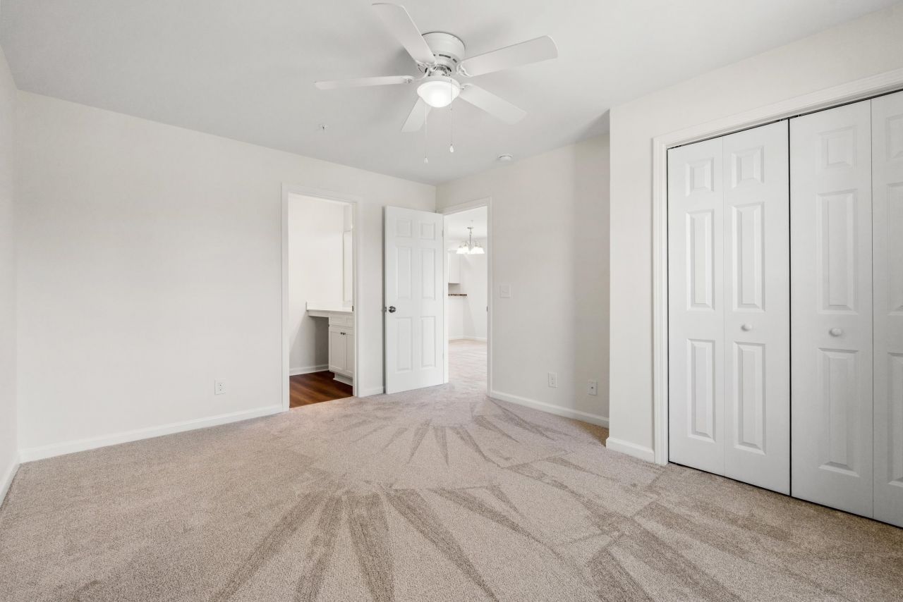 545 White River Dr. Photo 13