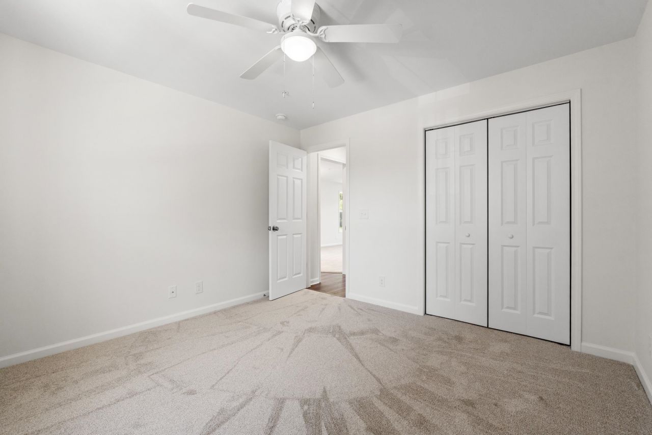 545 White River Dr. Photo 22