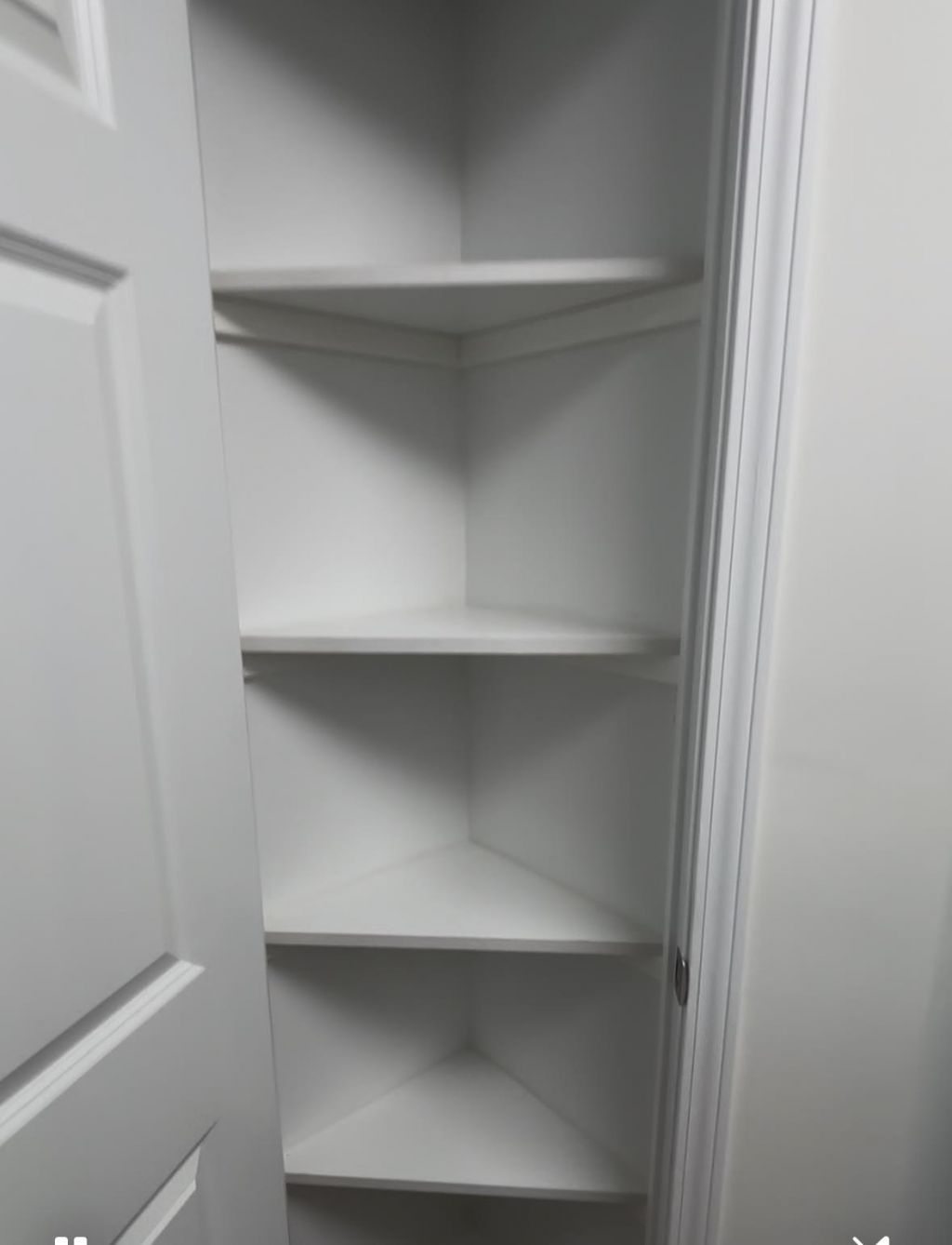 545 White River Dr. Photo 6