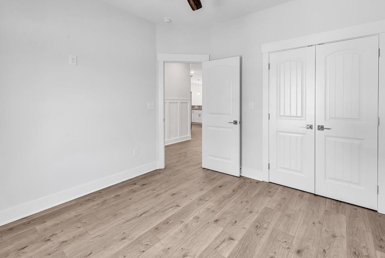 78 Hallandale Lane Photo 11