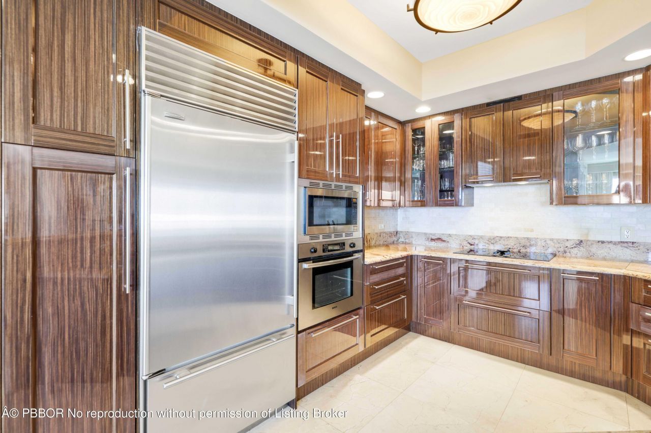 2700 N Ocean Drive, Unit APT 905B, Riviera Beach, FL 33404 Photo
