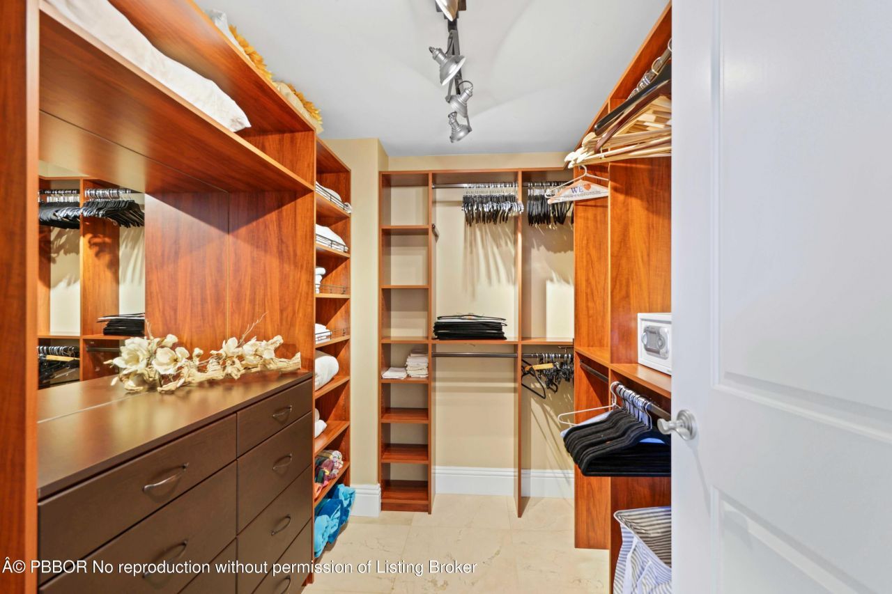 2700 N Ocean Drive, Unit APT 905B, Riviera Beach, FL 33404 Photo